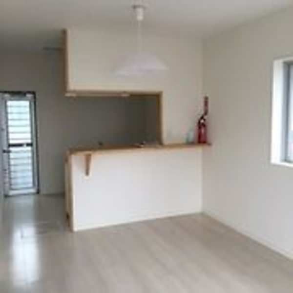 2LDK Apartment for Rent in Chatan-cho, Okinawa - Thumbnail 3