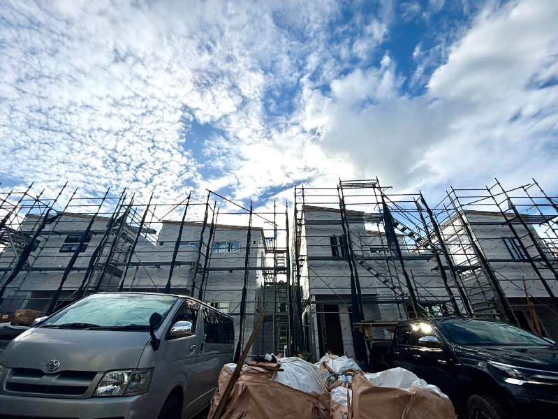 New 4LDK House in Uruma, Okinawa with 3 Car Parking - Thumbnail 2