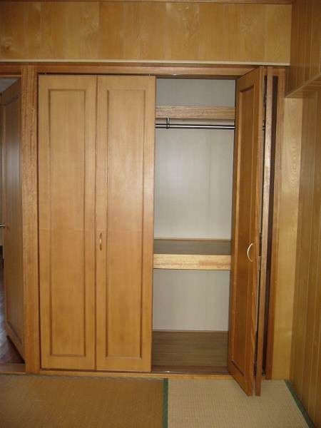 Sunlight Akamine 2LDK Apartment for Rent in Haebaru, Okinawa - Thumbnail 2