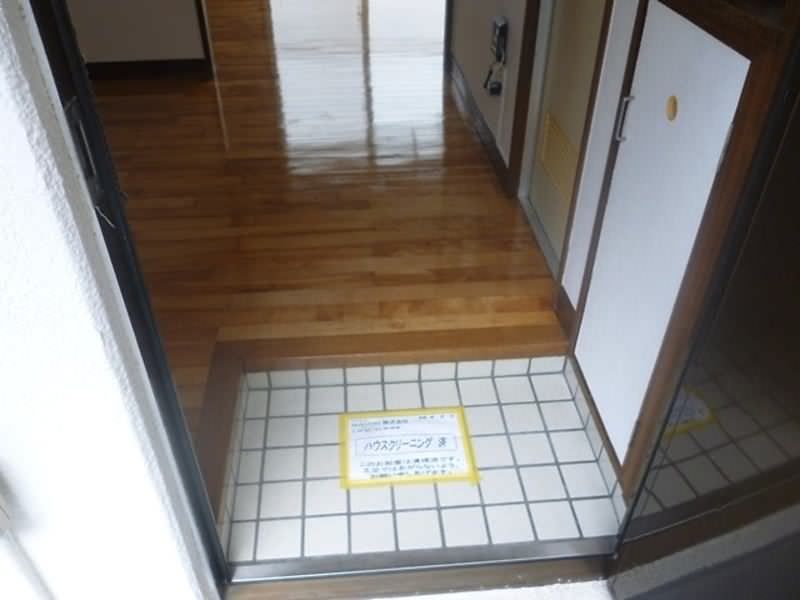 1K Apartment for Rent in Urasoe, Okinawa - No Deposit - Thumbnail 4