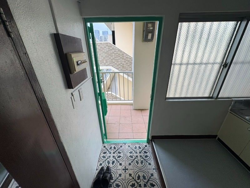 Rental Apartment in Naha Makishi, 2DK near Miebashi Station - Thumbnail 4
