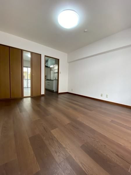 1K Apartment for Rent in Ginowan, Okinawa with Free Internet - Thumbnail 4