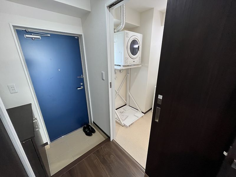 Modern 1LDK Apartment for Rent in Futenma, Ginowan, Okinawa - Thumbnail 3
