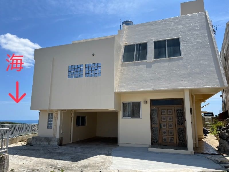 6LDK House with Panoramic Ocean View in Naha, Okinawa - Thumbnail 2