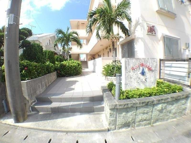 Red Bridge Kotobuki 1LDK Apartment for Rent in Yomitan, Okinawa - Thumbnail 2
