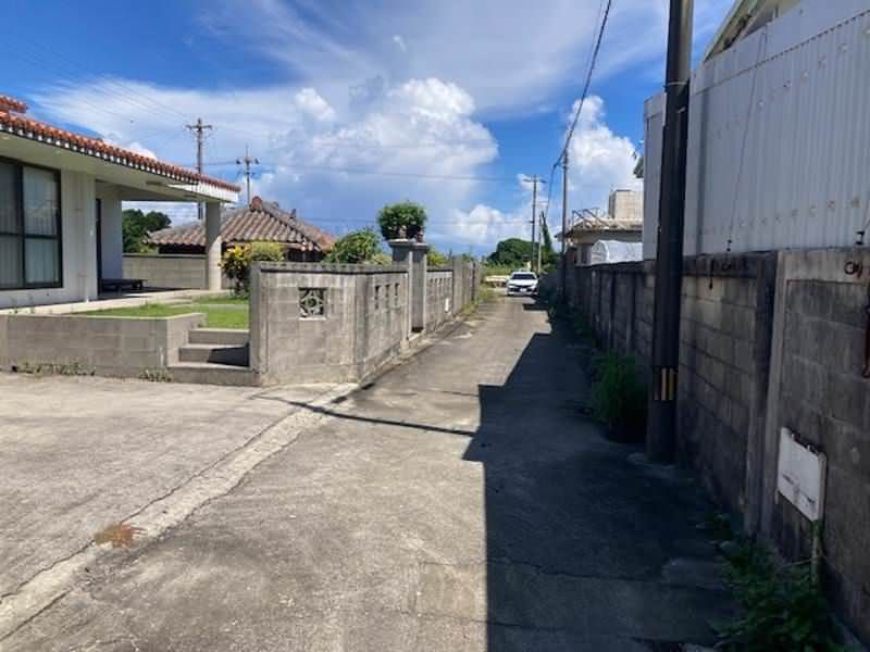 Spacious 2LDK Detached House for Rent in Itoman, Okinawa - Thumbnail 4