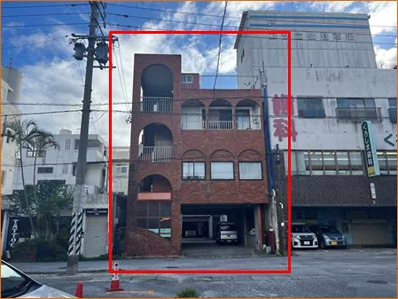 Central Okinawa City 2LDK House with Commercial Potential - Thumbnail 4