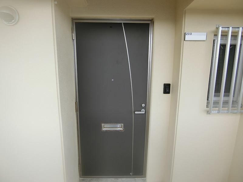 2LDK Apartment for Rent in Urasoe City, Okinawa - 47.98 sqm - Thumbnail 4