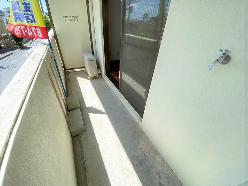 1R Apartment for Rent in Urasoe, Okinawa - 20.64 sqm - Thumbnail 3