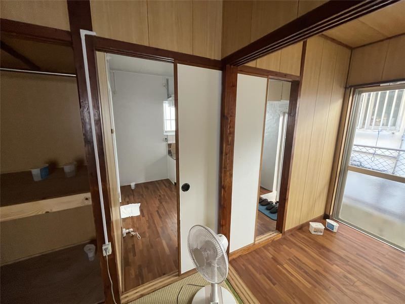 2K Apartment for Rent in Itoman City, Okinawa - 33,000 Yen - Thumbnail 4