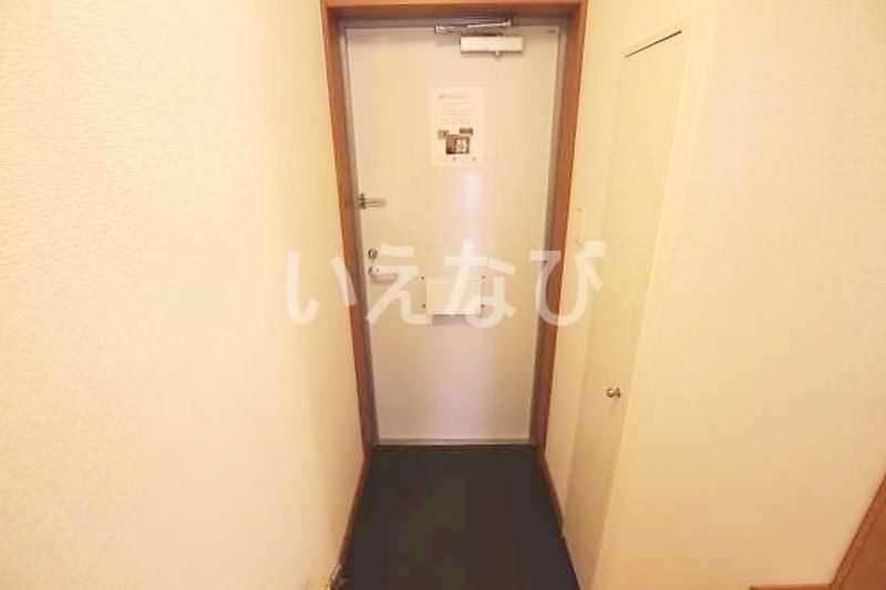 1K Apartment for Rent in Kanegusuku, Itoman City, Okinawa - Thumbnail 3