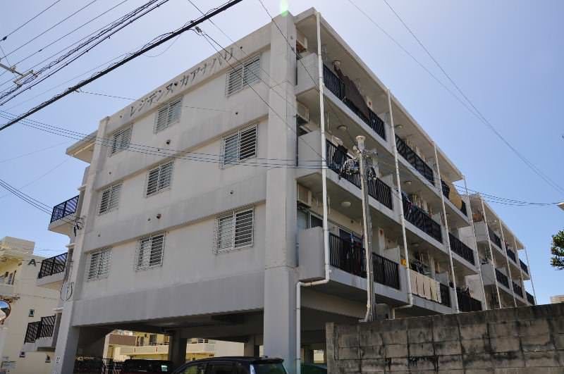 3LDK Apartment for Rent in Okinawa City with Free Parking - Thumbnail 2