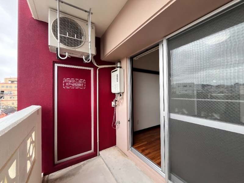 1K Apartment for Rent in Ginowan, Okinawa - 23 sqm, RC Build - Thumbnail 2