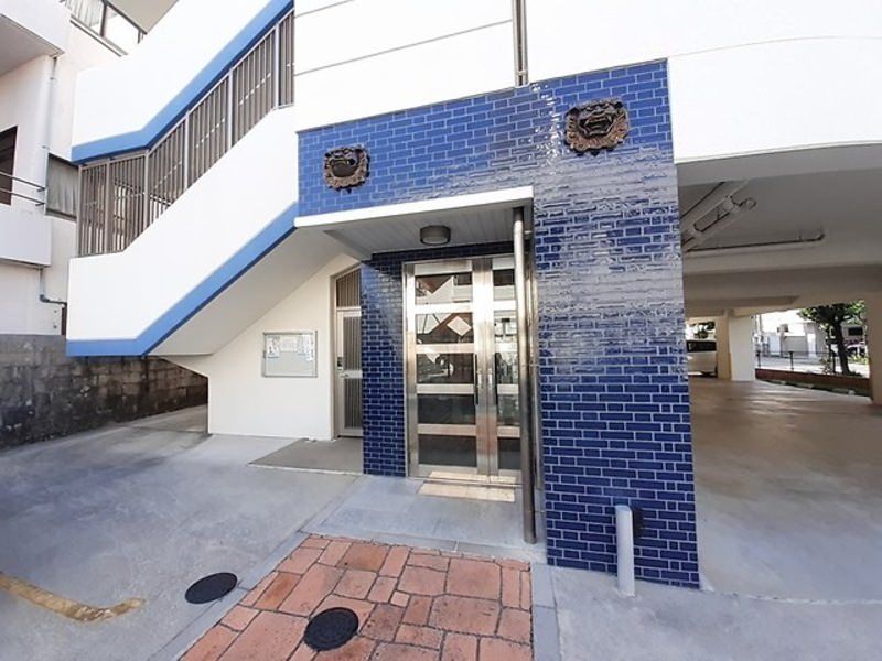 1K Apartment for Rent in Naha Kume, Okinawa - 73,000 Yen - Thumbnail 2