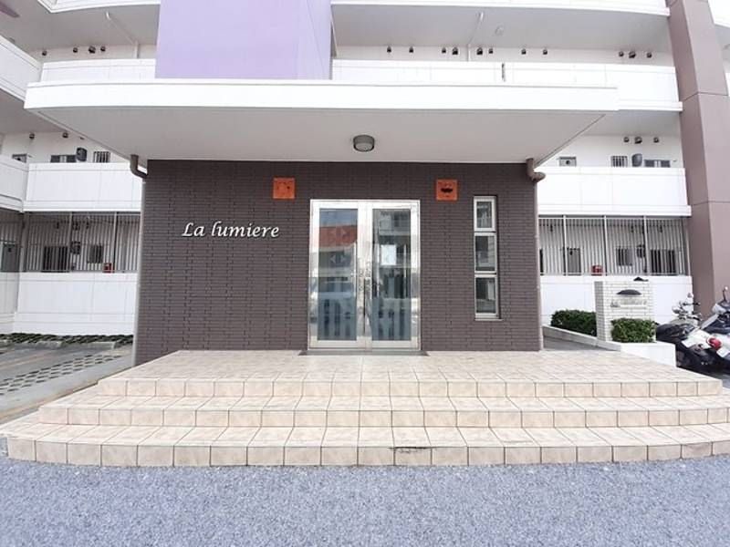 1K Apartment for Rent in Okinawa City Central - La Lumiere - Thumbnail 2