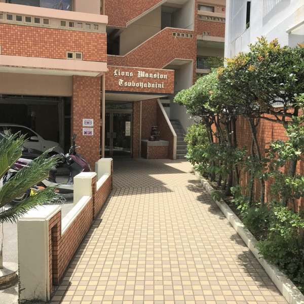 2LDK Apartment for Sale in Tsuboya, Naha, Okinawa - Thumbnail 2