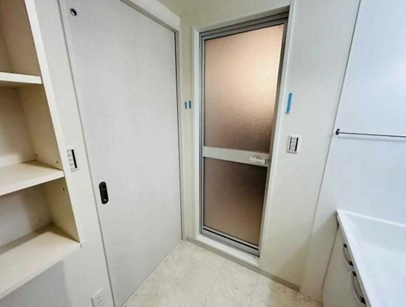 New 2LDK Apartment for Rent in Naha, Okinawa - Shisa Mansion III - Thumbnail 3
