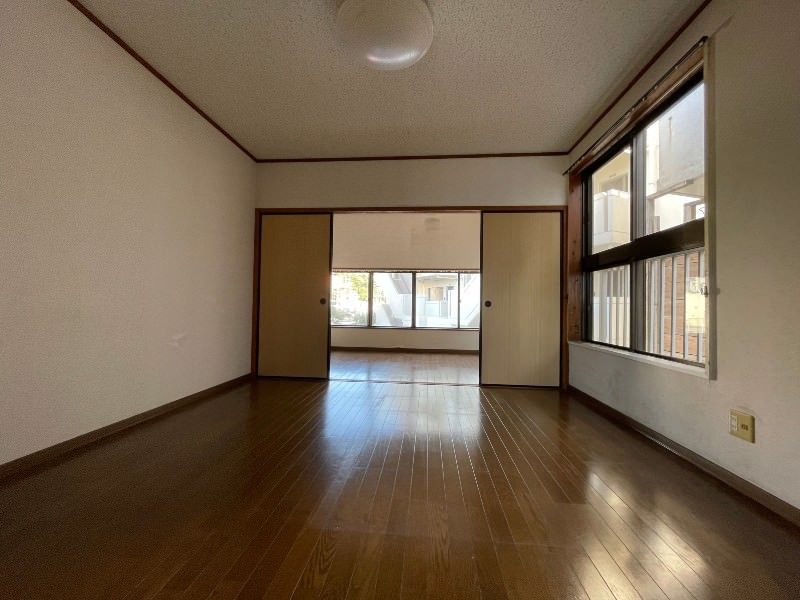 Spacious 2LDK Apartment for Rent in Haebaru Town, Okinawa - Thumbnail 4
