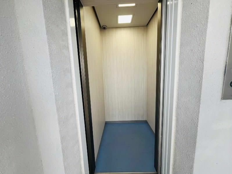 Ocean View 3LDK Condo in Okinawa City's Awase District - Thumbnail 2