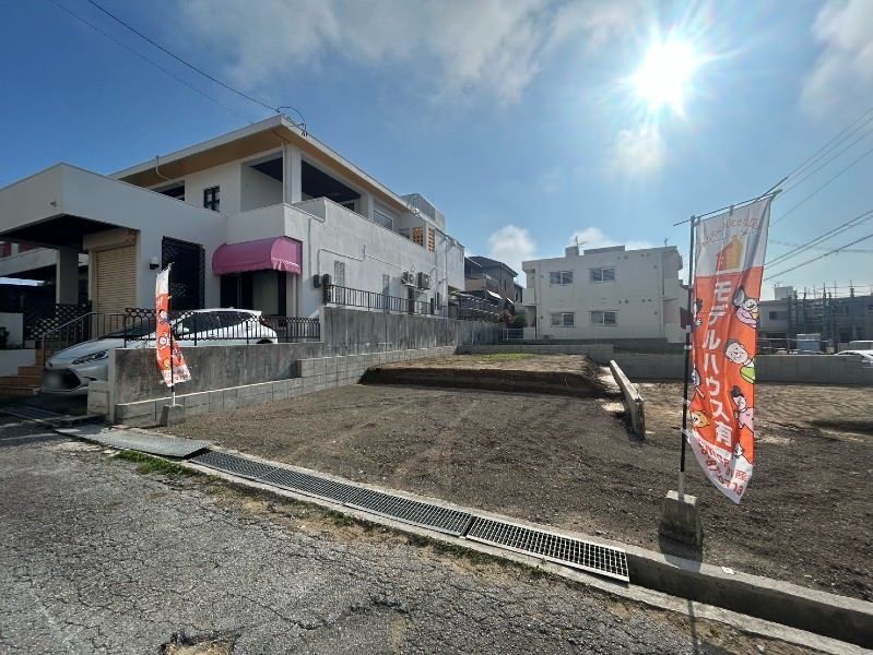 New 3LDK House for Sale in Tomigusuku, Okinawa - Thumbnail 2