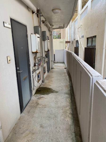 Chateau Gushiku 1R Apartment for Rent in Ginowan, Okinawa - Thumbnail 4