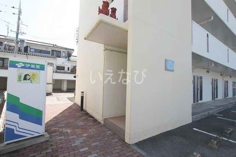 Leonext Happiness 1K Rental Apartment in Uruma, Okinawa - Thumbnail 4