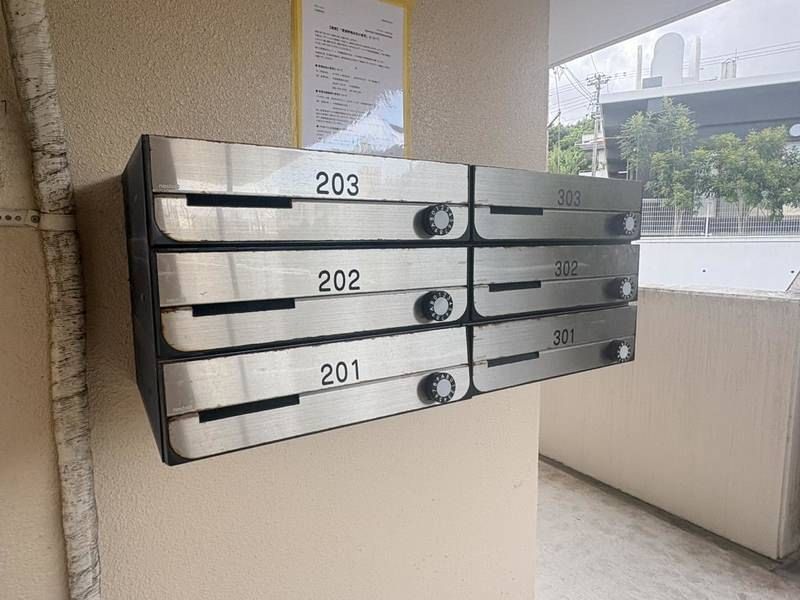 3LDK Apartment for Rent in Takaezu, Uruma City, Okinawa - Thumbnail 2