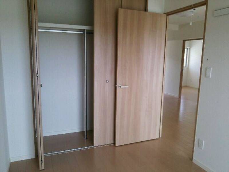 3LDK Apartment for Rent in Takaezu, Uruma City, Okinawa - Thumbnail 4