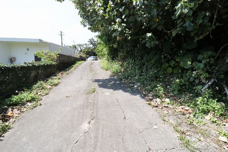 Land for Sale in Oyanchibaru, Nanjo City, Okinawa - 189.86 sqm - Thumbnail 4