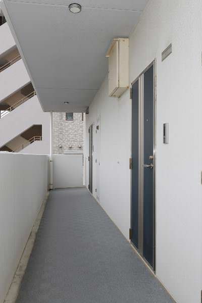 Modern 1LDK Apartment for Rent in Naha, Okinawa - 2023 Build - Image 1