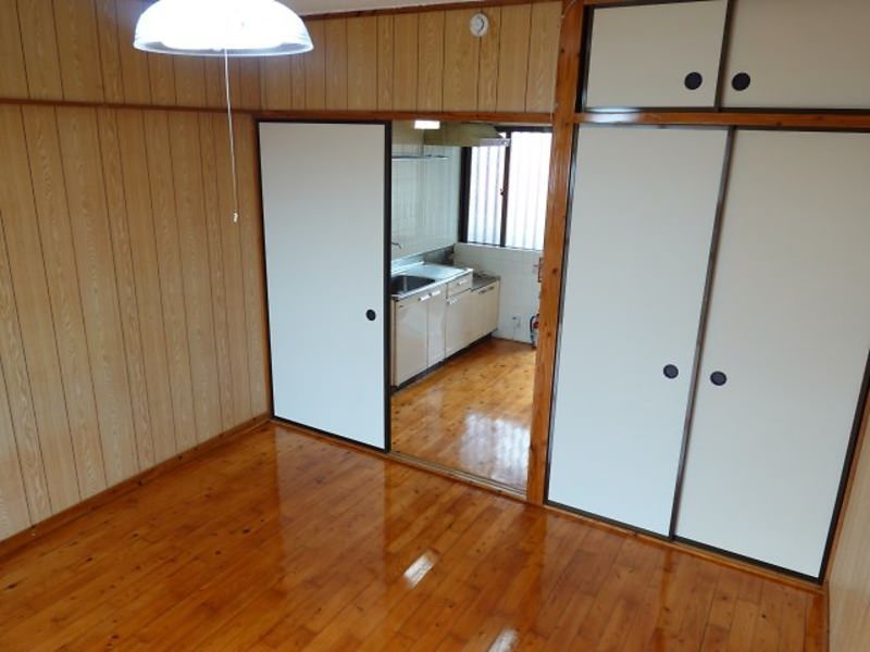 1K Apartment for Rent in Nakagusuku Village, Okinawa - Flexible Plans - Thumbnail 3