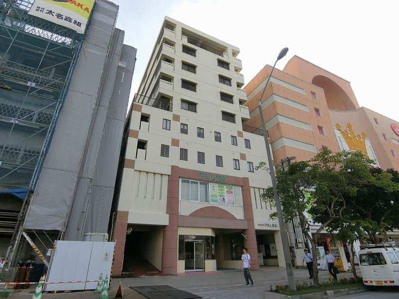 2LDK Apartment for Rent in Naha Omoromachi with Balcony - Thumbnail 2