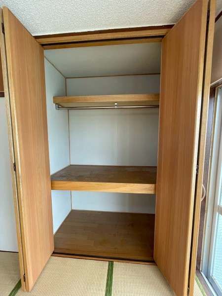 3DK Rental Apartment in Yaese Town, Okinawa | Top Floor Corner Unit - Thumbnail 3