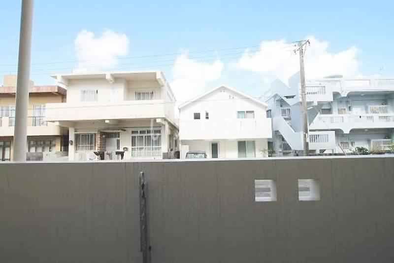 Porto Leon Pet-Friendly 1LDK Apartment for Rent in Itoman, Okinawa - Thumbnail 2
