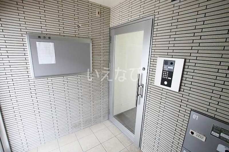 Porto Leon Pet-Friendly 1LDK Apartment for Rent in Itoman, Okinawa - Thumbnail 4