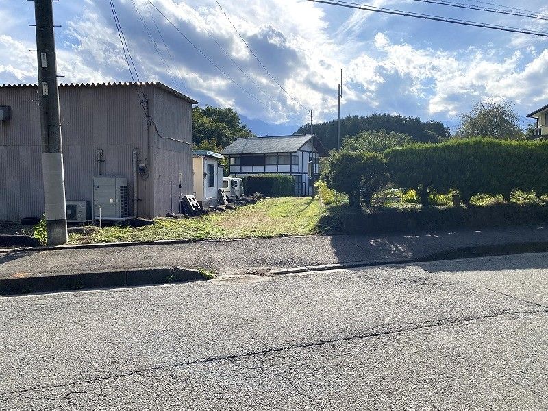 Traditional-Style House with Southern Alps Views in Hokuto City - Thumbnail 4