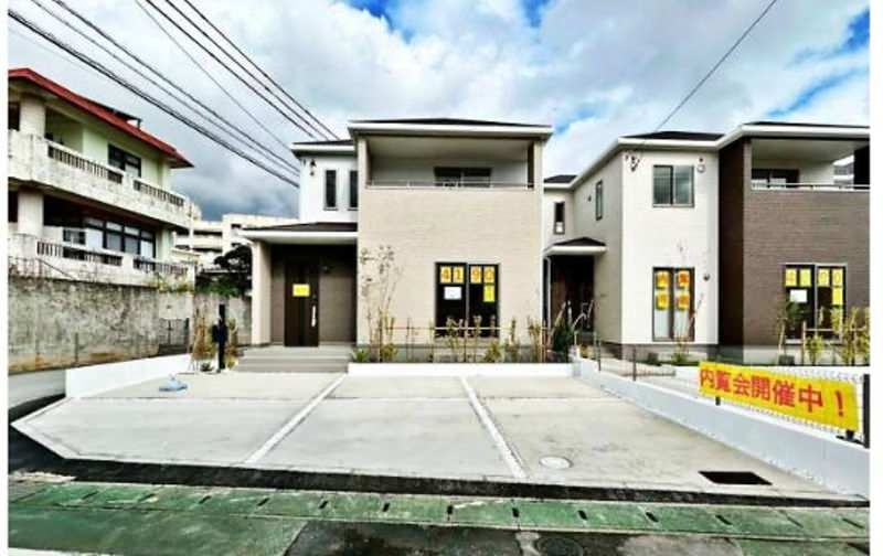 New 4LDK Wooden House for Sale in Okinawa City, Okinawa - Thumbnail 3