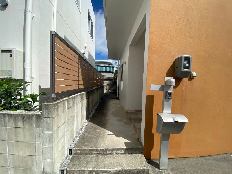 4LDK Reinforced Concrete House with Garden in Yomitan, Okinawa - Thumbnail 3
