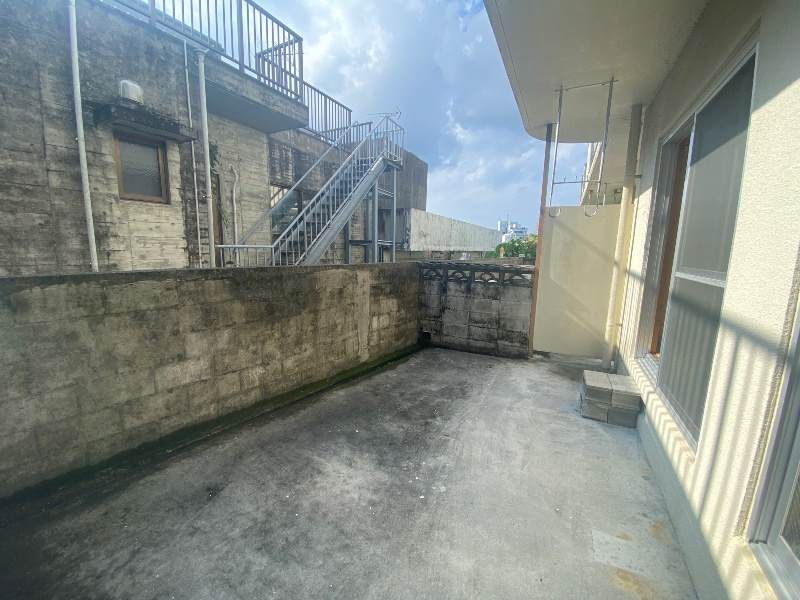 2DK Apartment for Rent in Shuri Oonaka-cho, Naha - Thumbnail 2