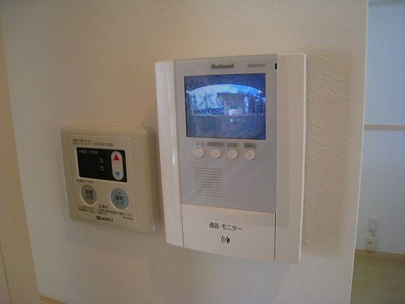 Lavien Rose 2LDK Apartment for Rent in Yomitan, Okinawa - Thumbnail 4