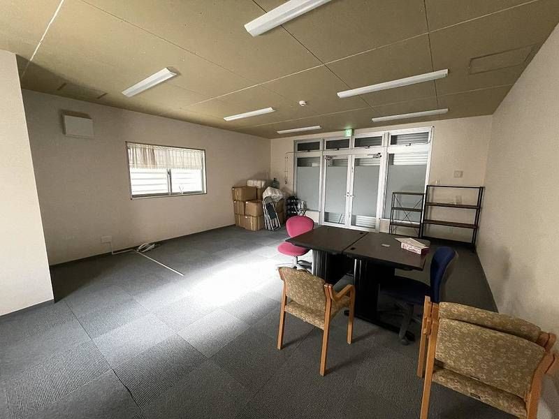 Commercial Space for Rent in Naha City, Okinawa - 42.97 sqm - Thumbnail 4
