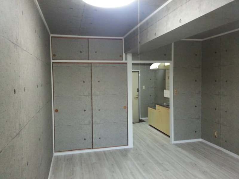 1K Apartment for Rent in Ginowan City, Okinawa - Thumbnail 2