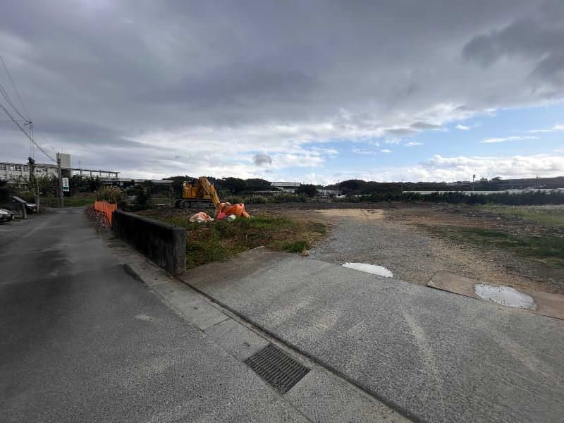 Residential Plot for Sale in Nagado, Tomigusuku City, Okinawa - Thumbnail 3