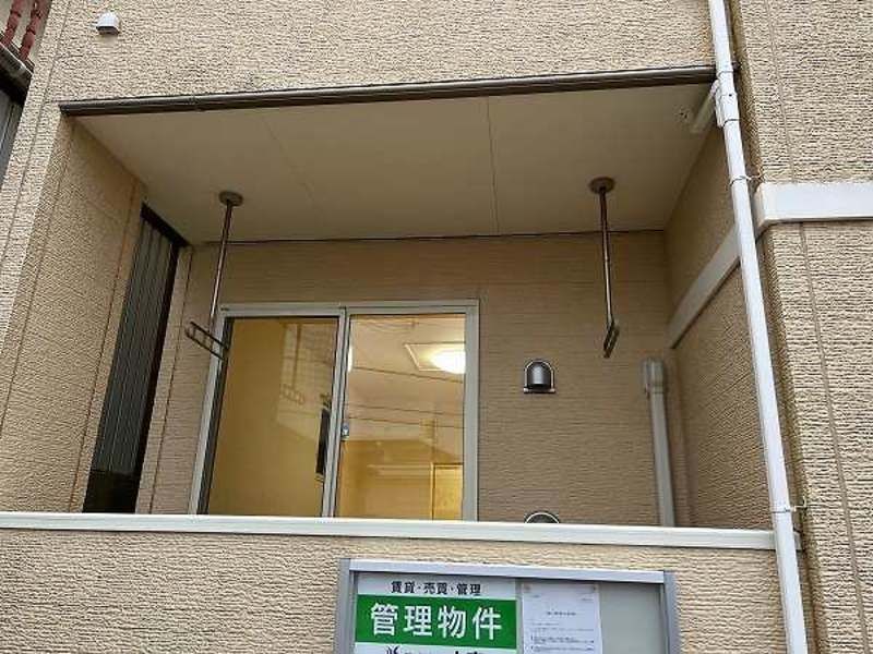 1LDK Apartment for Rent in Yomitan Village, Okinawa - Thumbnail 2