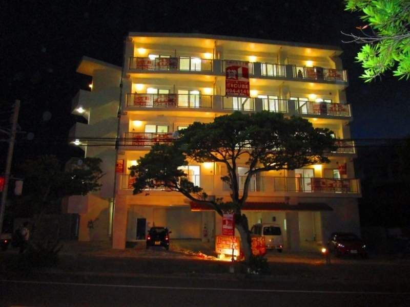 1K Apartment for Rent in Urasoe City, Okinawa Near Yui Rail - Thumbnail 2