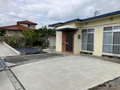 Renovated 1LDK House with Large Garden in Yaese Town, Okinawa — Image 1, Yaese, Okinawa