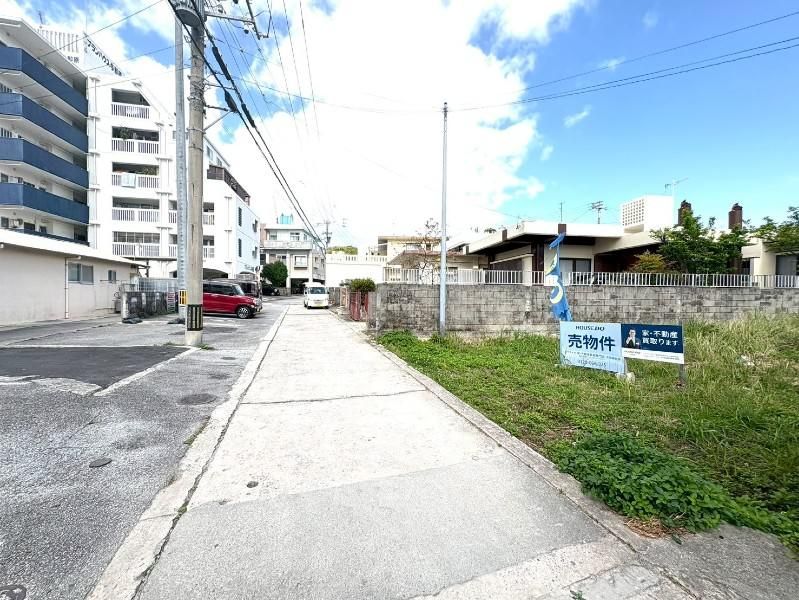 Land for Sale in Yonabaru, Okinawa - 326.7㎡ Plot - Thumbnail 3