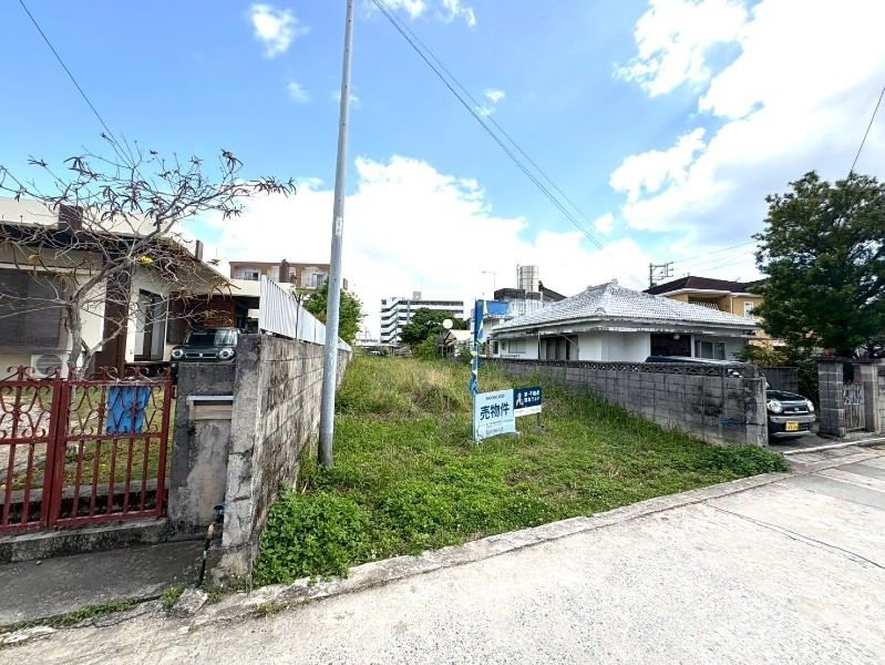 Land for Sale in Yonabaru, Okinawa - 326.7㎡ Plot - Thumbnail 2
