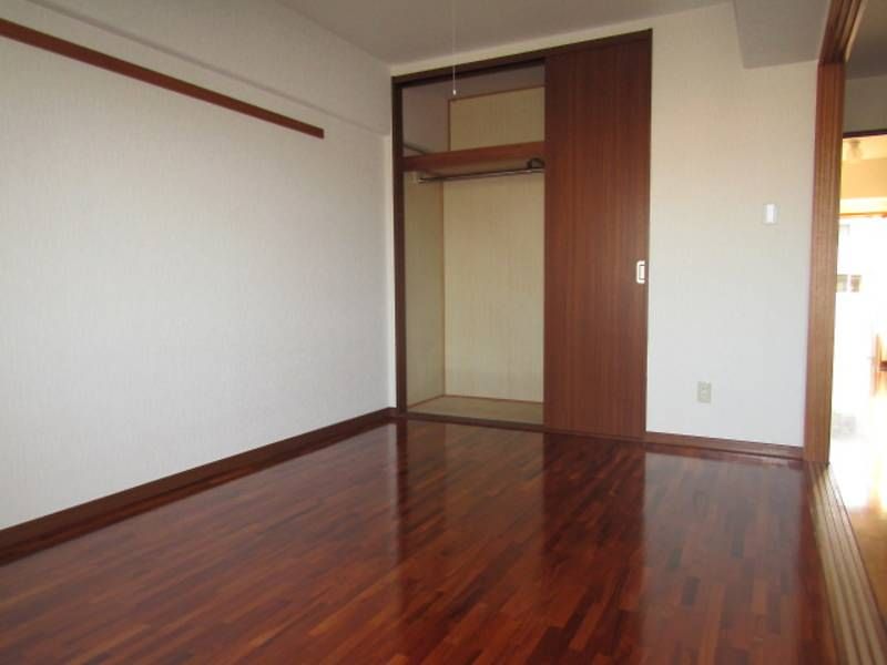 Grace Garden 2LDK Apartment for Rent in Urasoe, Okinawa - Thumbnail 4