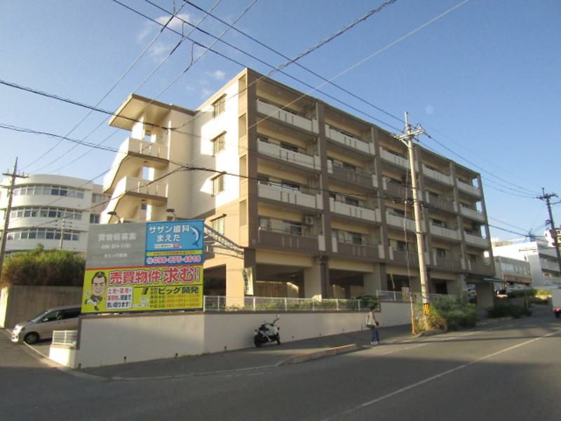 Grace Garden 2LDK Apartment for Rent in Urasoe, Okinawa - Thumbnail 2